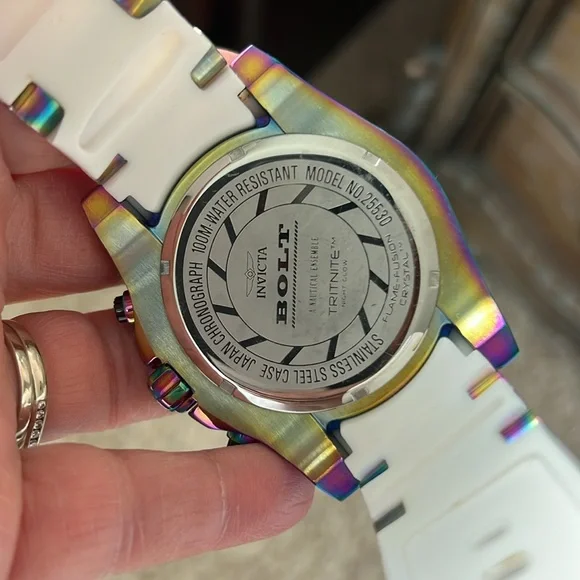 Invicta Bolt Men's Watch 52mm White Iridescent Pre loved needs battery 🪫